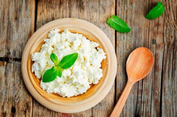 Творог на ночь: польза и вред Творог на ночь: польза и вред