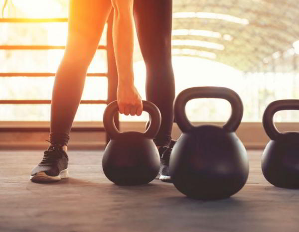 Упражнения с гирями Упражнения с гирями