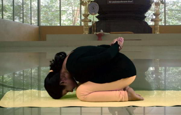 Асаны для шеи. Упражнения от боли в шее