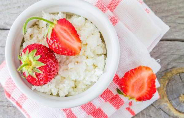 Творог на ночь: польза и вред Творог на ночь: польза и вред