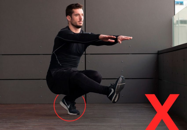 Приседания на одной ноге