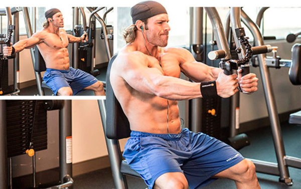 Сведение рук в тренажере бабочка Сведение рук в тренажере бабочка