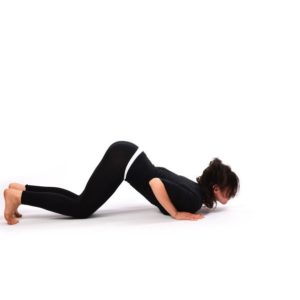 Лучшее завершение дня: комплекс Чандра Намаскар – приветствие Луне в йоге Лучшее завершение дня: комплекс Чандра Намаскар – приветствие Луне в йоге