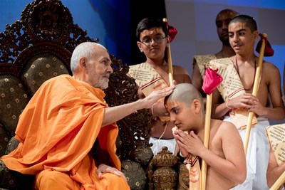 Научиться видеть Бога во всем: Брахмачарья – главная практика для успеха в жизни Научиться видеть Бога во всем: Брахмачарья – главная практика для успеха в жизни