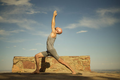 Учимся делать правильно Сурья Намаскар – самый мощный комплекс упражнений в йоге