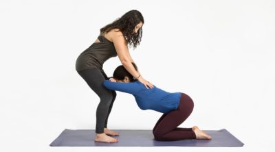 Мягкое и эффективное лечение заболеваний с помощью йогатерапии Мягкое и эффективное лечение заболеваний с помощью йогатерапии