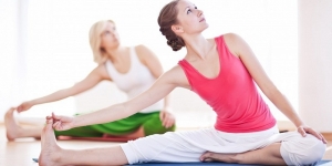 Эффективные упражнения для похудения с помощью йоги: позволят сделать фигуру красивой и стройной Эффективные упражнения для похудения с помощью йоги: позволят сделать фигуру красивой и стройной