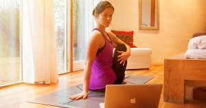 Практика йоги для начинающих для похудения в домашних условиях за 15 минут: быстро и эффективно! Практика йоги для начинающих для похудения в домашних условиях за 15 минут: быстро и эффективно!