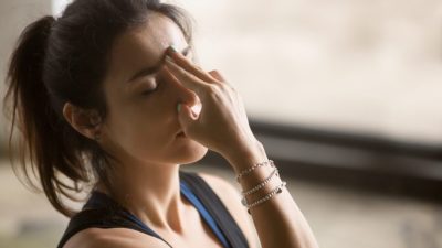 Эффективное очищение энергетических каналов с помощью Нади Шодхана пранаямы Эффективное очищение энергетических каналов с помощью Нади Шодхана пранаямы