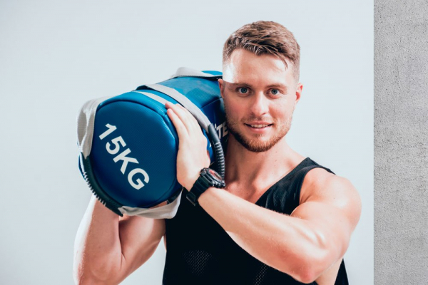 Что такое сэндбэг и чем он удобен для домашних фитнес-тренировок Что такое сэндбэг и чем он удобен для домашних фитнес-тренировок