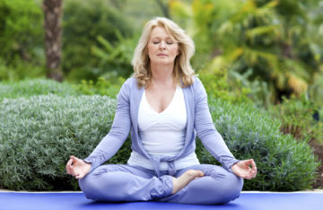 Обретение баланса и гармонии вместе с гормональной йогой для женщин